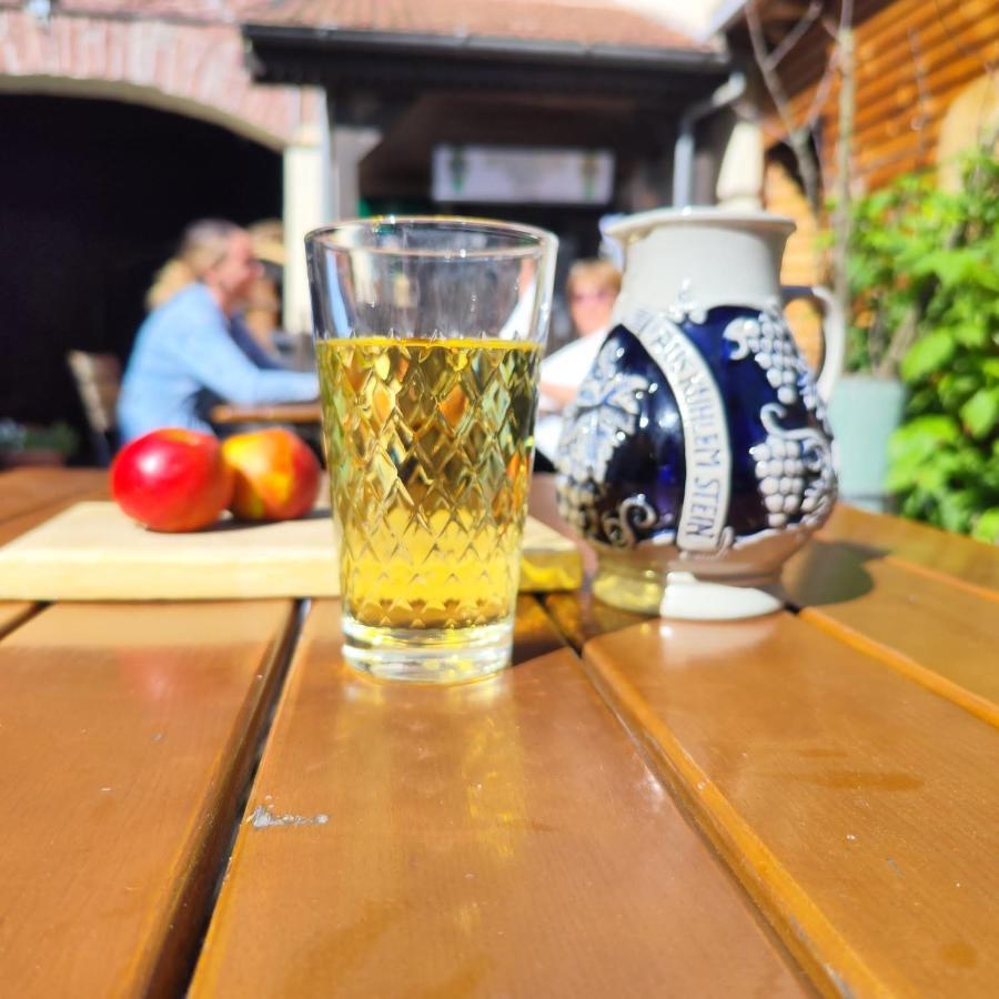 Gasthaus & Hotel Drei Lilien Werbach Kültér fotó