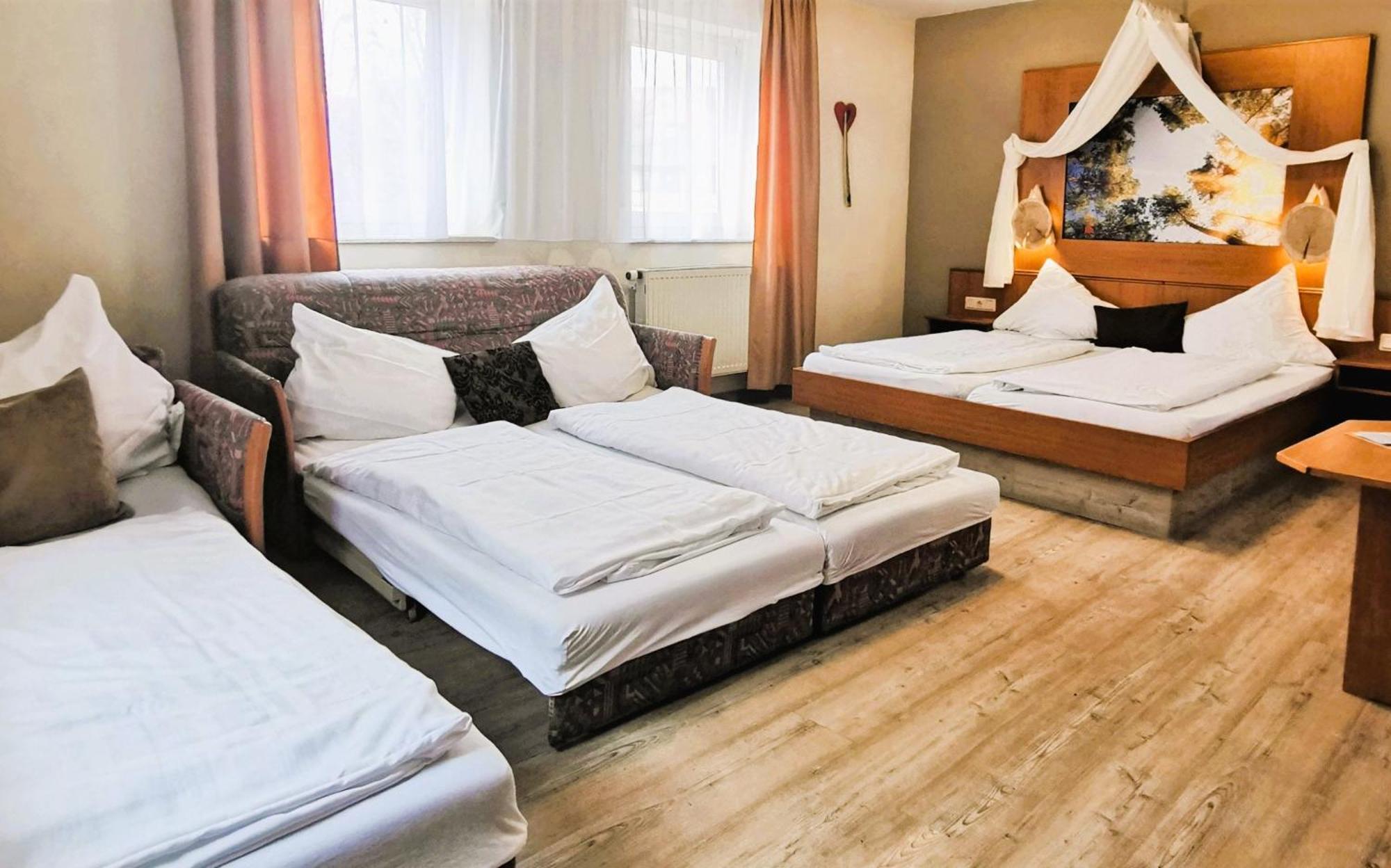 Gasthaus & Hotel Drei Lilien Werbach Kültér fotó